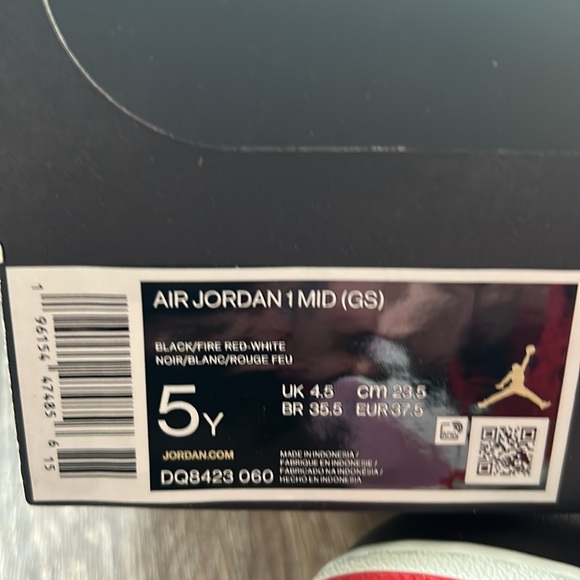 Air Jordan 1 mid 5Y (same as 6.5W). Black/Fire red/white. Never worn. - Picture 8 of 8